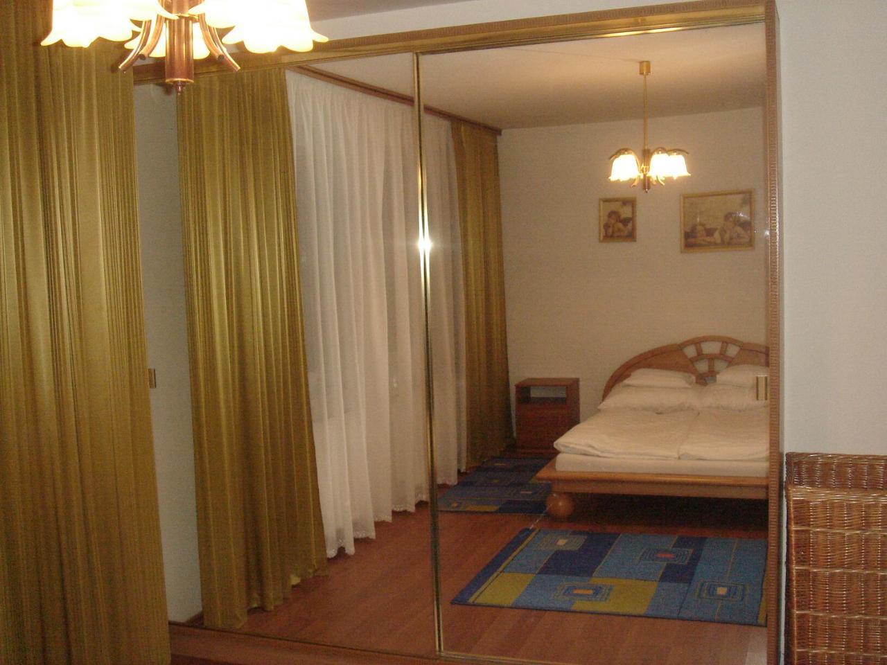 Lotusz Apartments In Nyiregyhaza Exterior photo